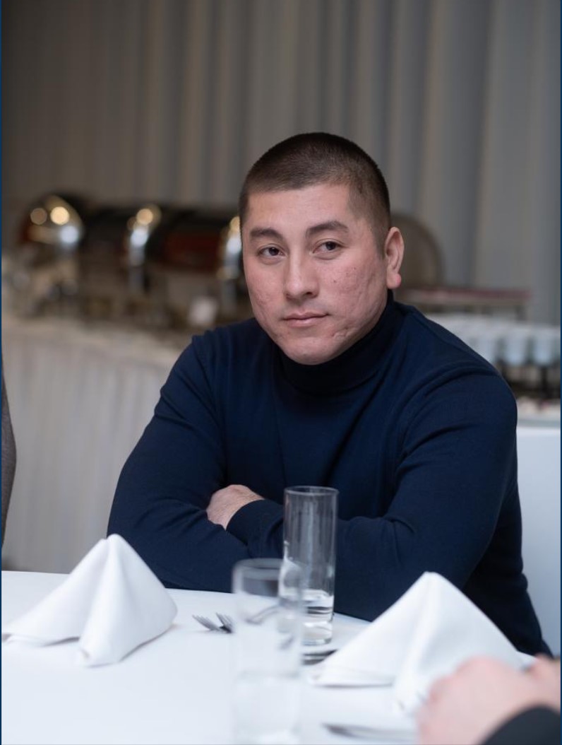 Дахран Есбердиев