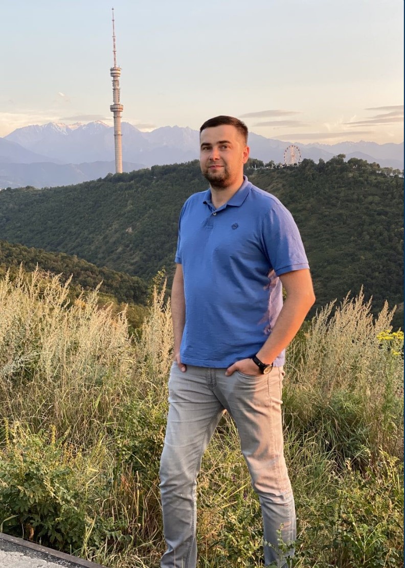 Константин Тарасов